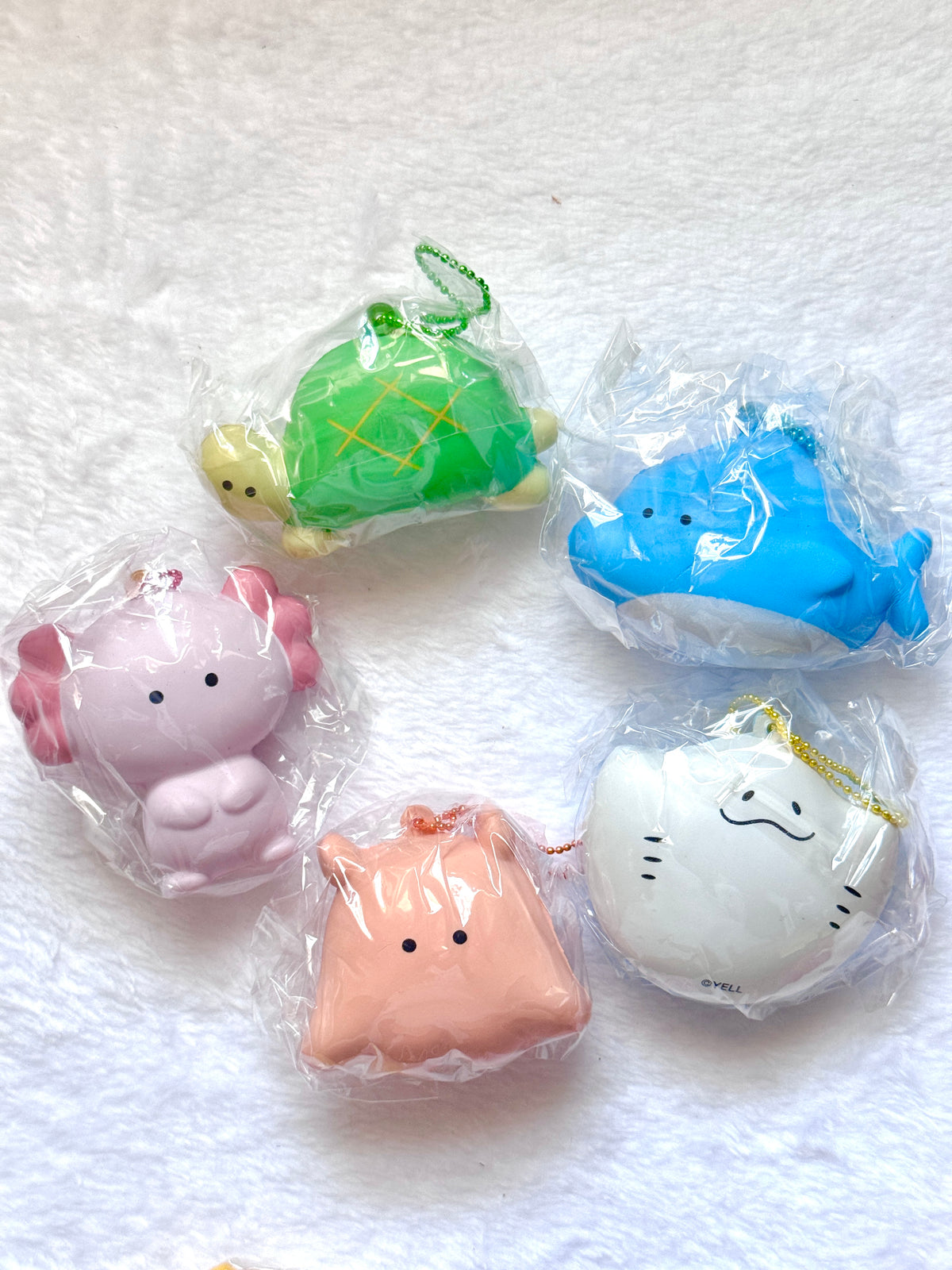 YELL Aquarium Capsule Squishy