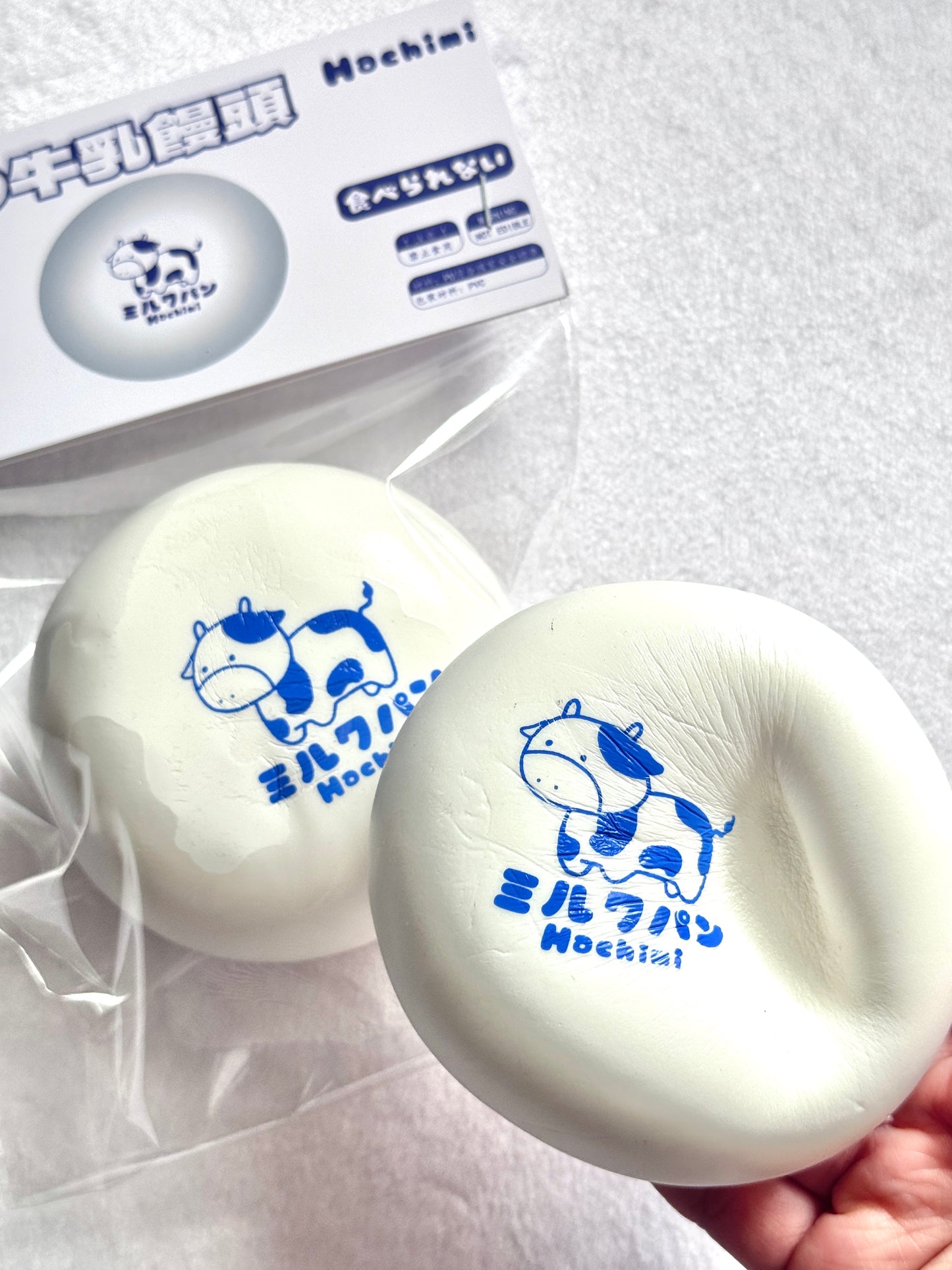Hachimi Cow Bun Squishy