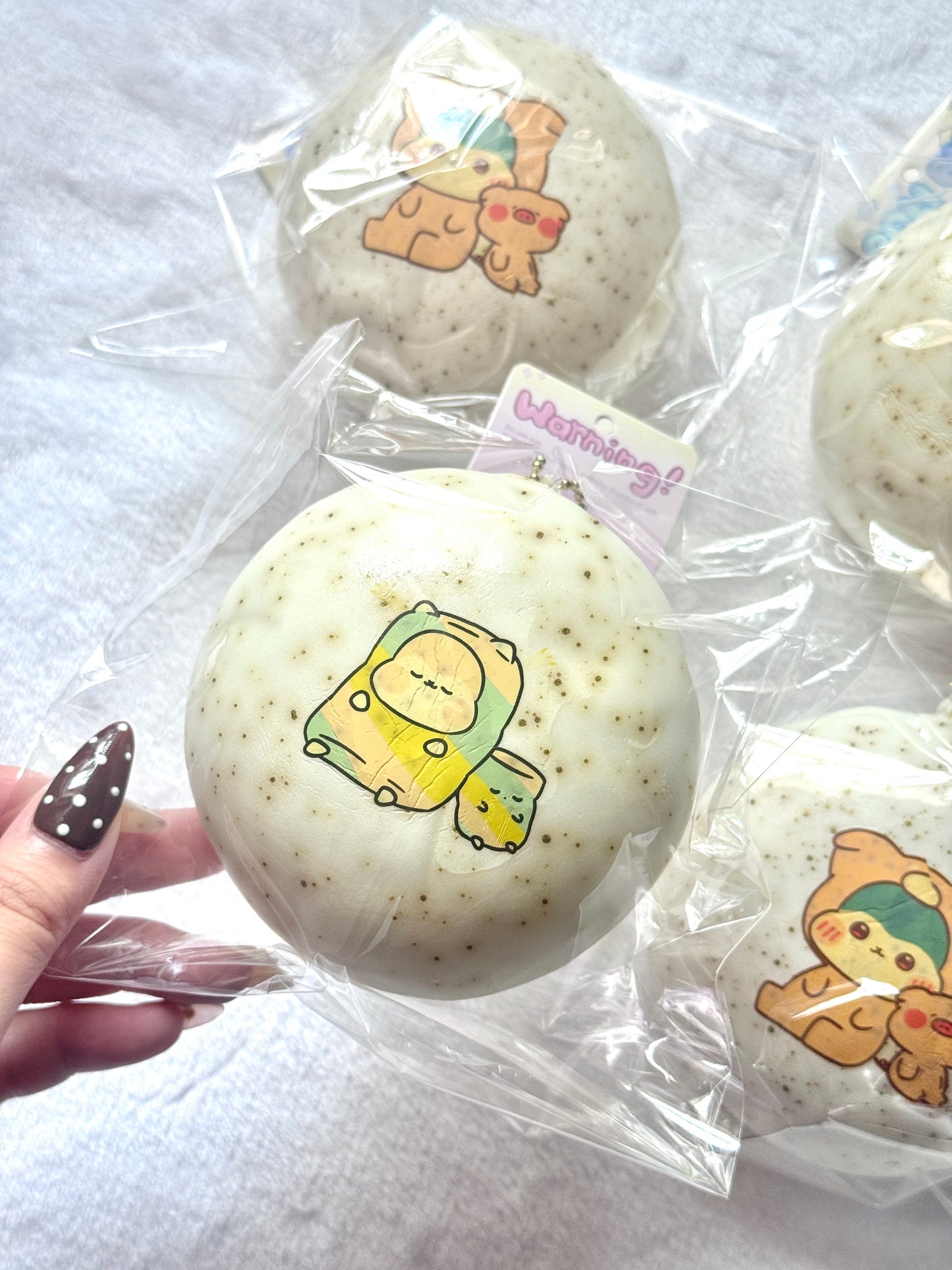 Poli Character Bun Squishy