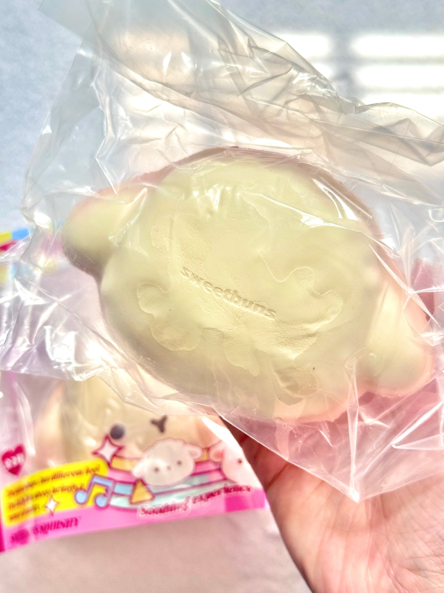 Sweetbuns Lamb Macaron Squishy