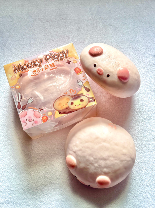 Moozy Piggy Bun Squishy