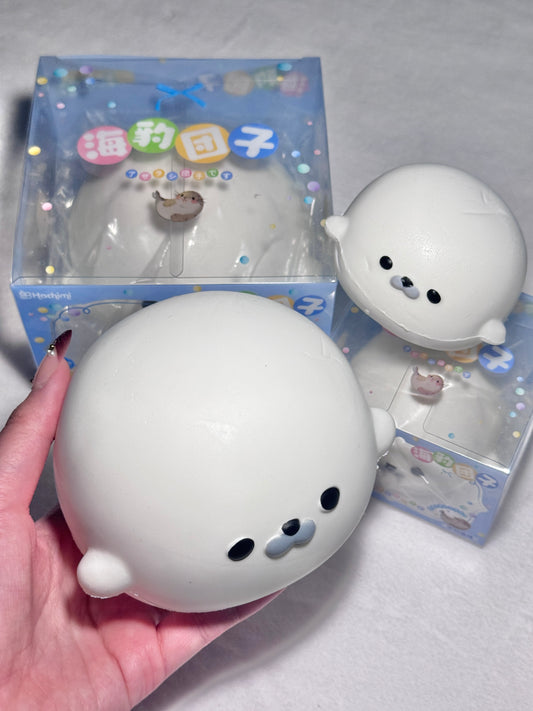 Hachimi Jumbo Mochi Seal Squishy