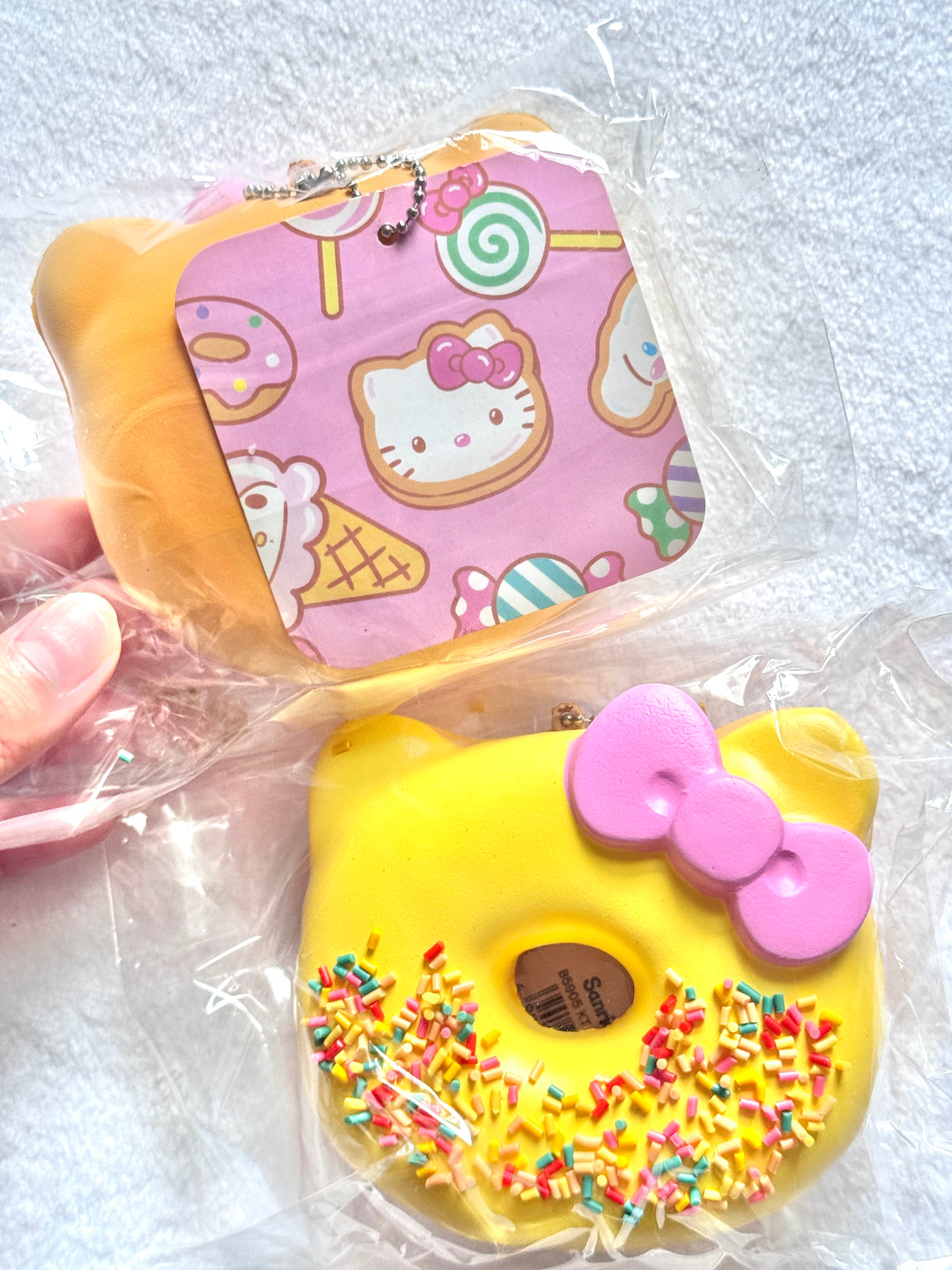 Hello Kitty Donut Squishy